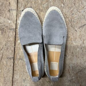 Dolce Vita flats size 9M | grey leather barely worn